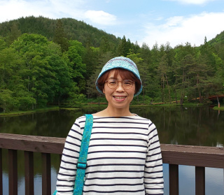 シモハタエミコ