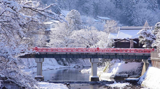 中橋